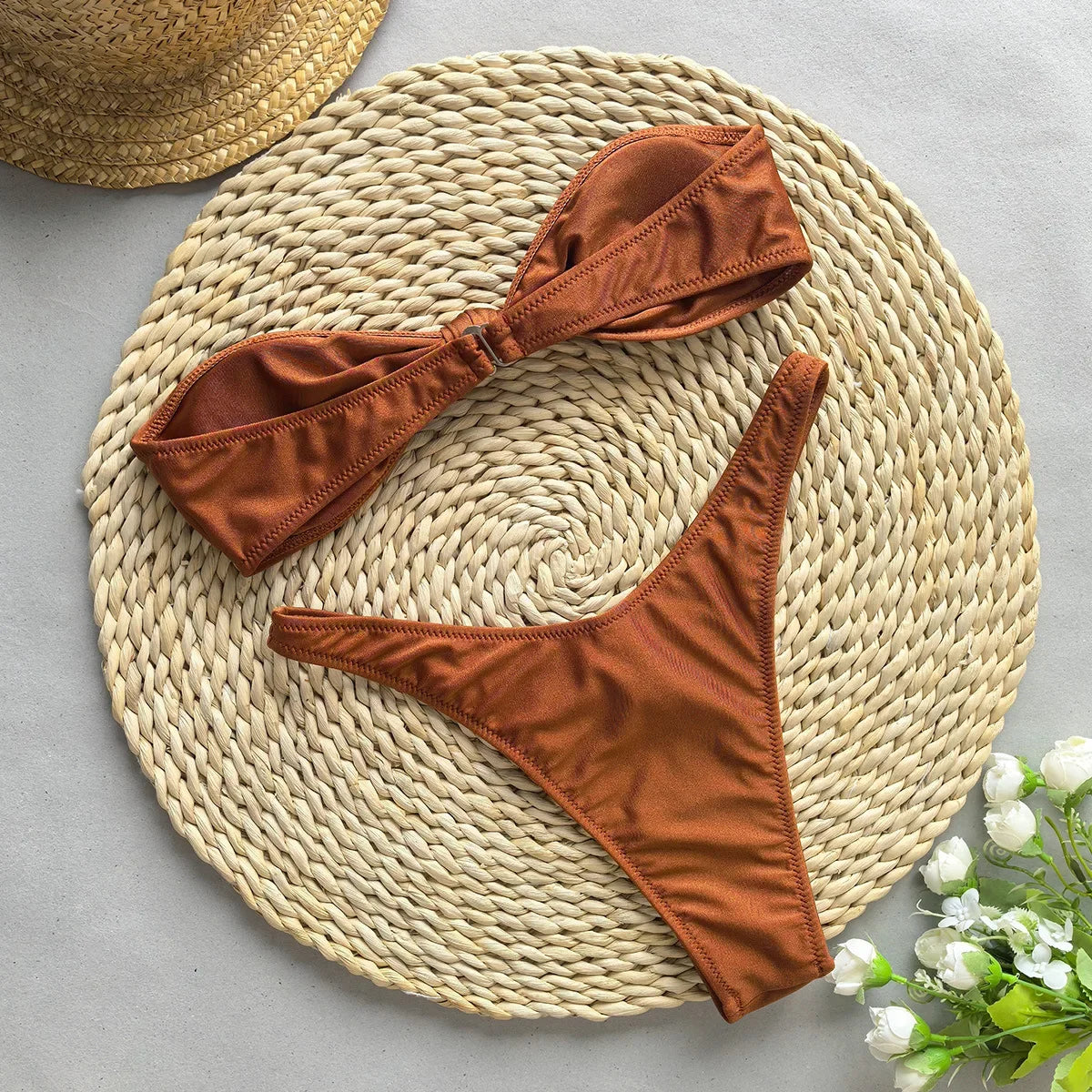 Bandeau Geknoteter High-Cut Bikini – Brasilianischer Stil für selbstbewusste Frauen